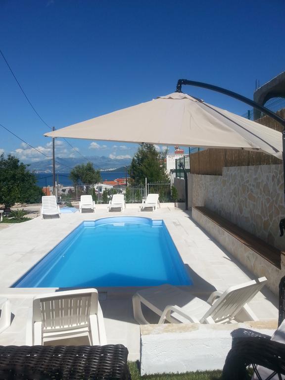 Apartments Jobst Trogir Exterior foto