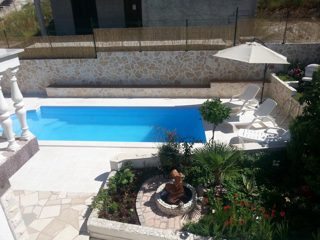 Apartments Jobst Trogir Exterior foto